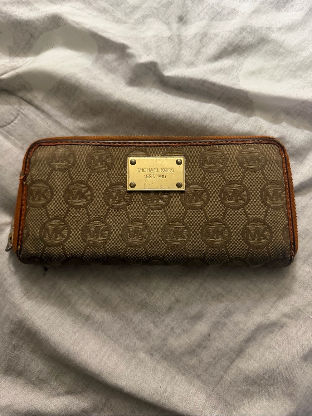 Michael Kors Tan/Brown MK Signature Zip Wallet with Gold Plate